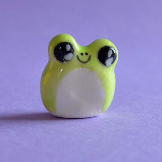 Junie - Handmade Tiny Frog Figurine Politely Declining - Face