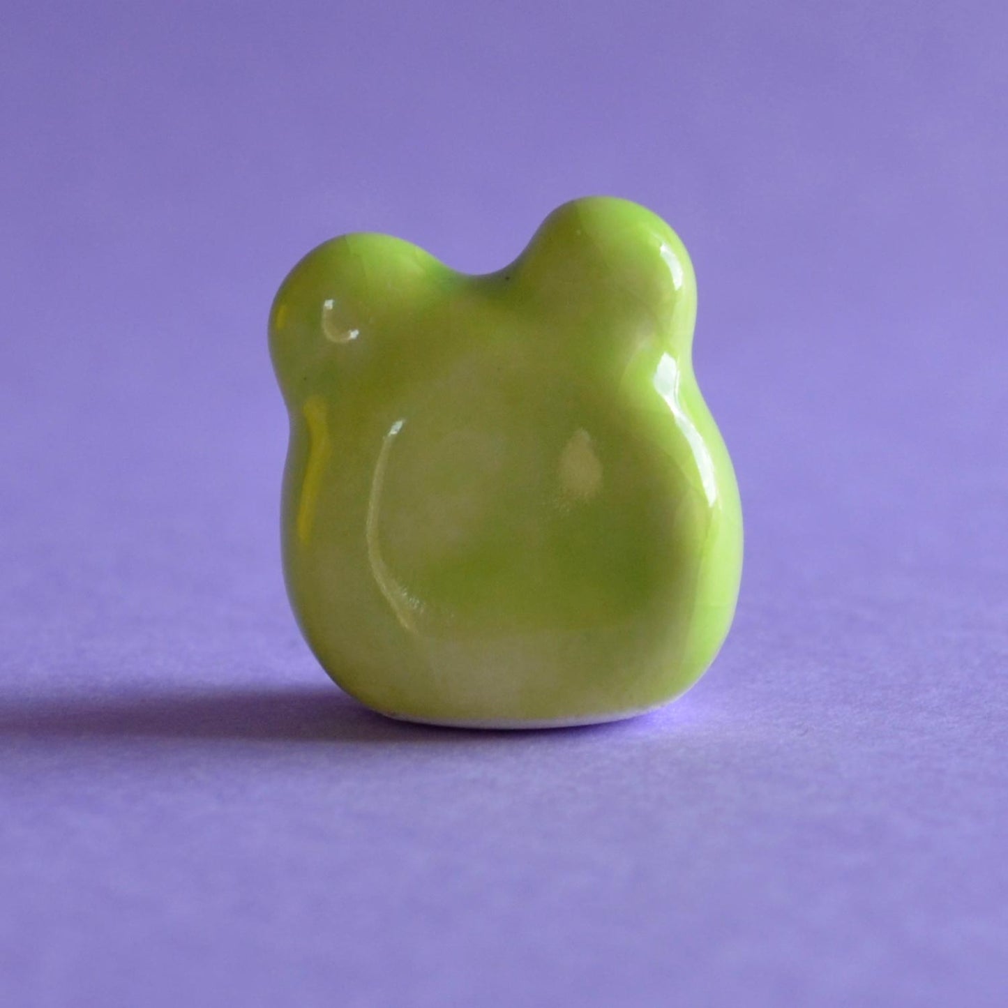 Junie - Handmade Tiny Frog Figurine Politely Declining - Back